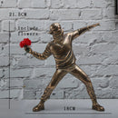 “Revolução em Flor” – Escultura Decorativa Banksy Style